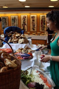 Bagel brunch on Sundays has become a mainstay at the Slifka Center, but this year Slifka’s policy regarding meal plan payment has changed slightly.